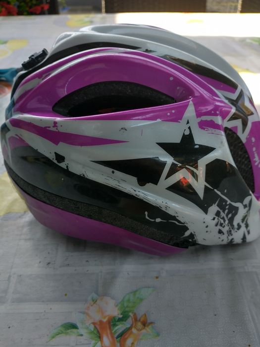 Kask dziecięcy  używane