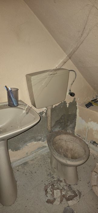 Casa r/c e 1° andar em Orca