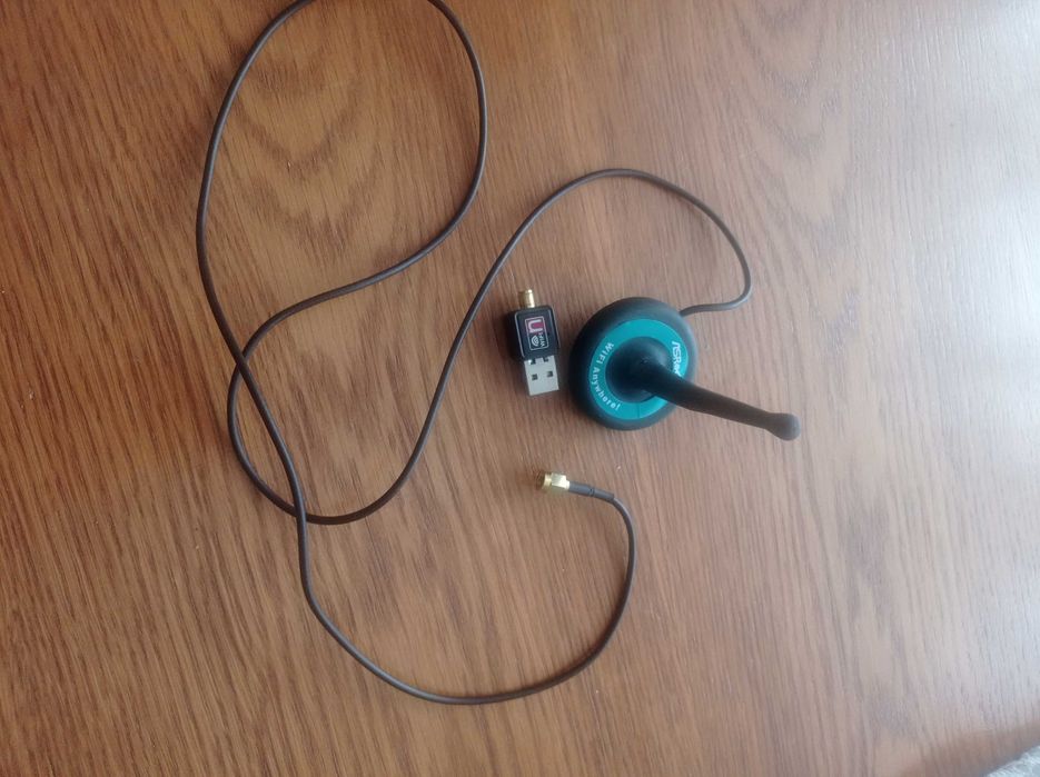 Sprzedam antenę LTE do internetu redukcja na USB gratis