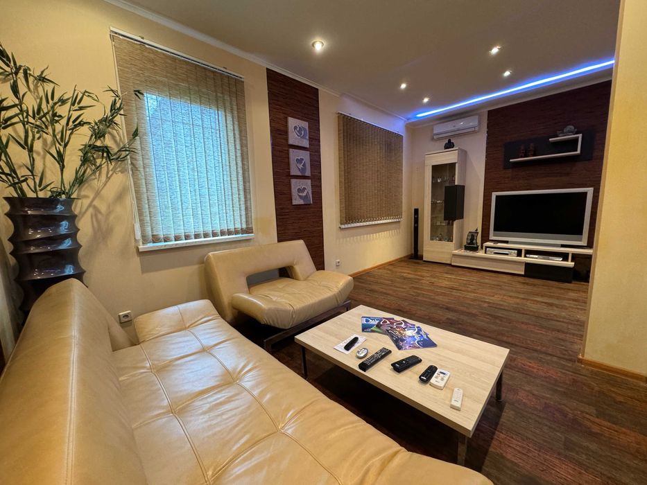 Оренда Будинку Ольжича, (можна під офіс) Генератор, гараж, БЕЗ%