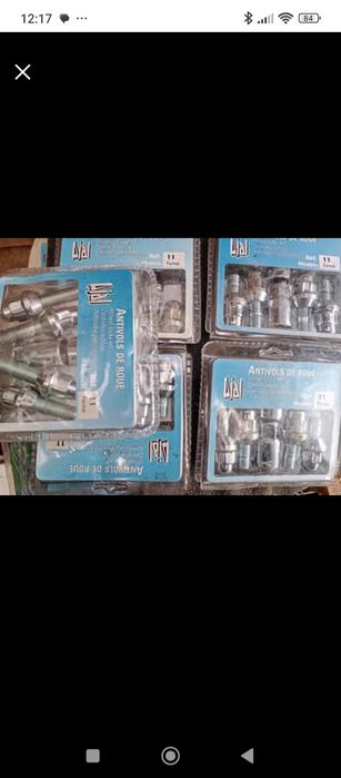 Parafusos e porcas de segurança