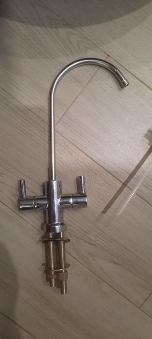 Продам раковину з штучного каменю на кухню чи ванну. 51×40×20см