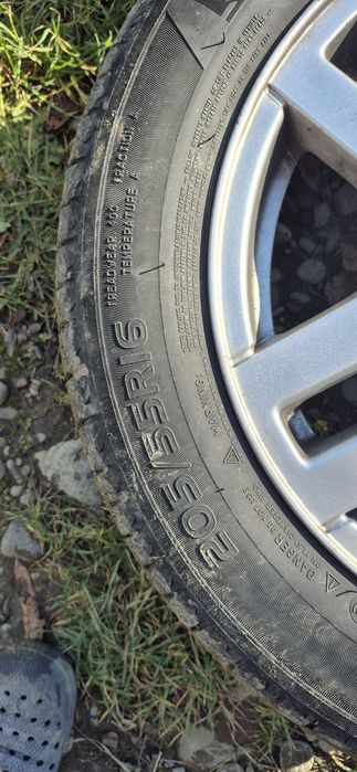 Koła felgi aluminiowe 5x100 r16