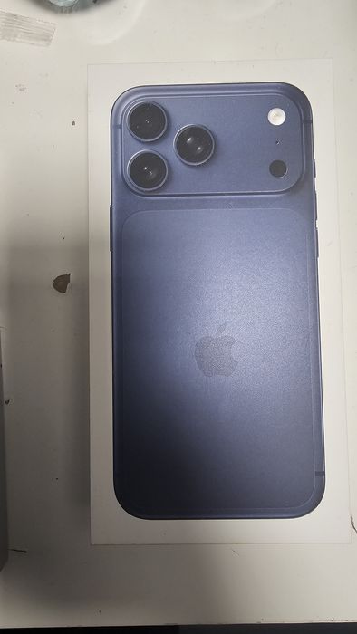 Iphone 17 pro max 256 blue nowy