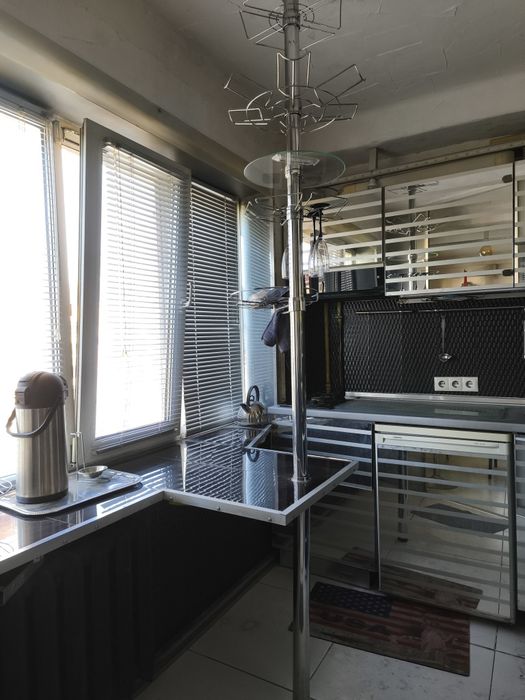 Без% м Олімпійська  , м. Палац України , Велика Васильківська