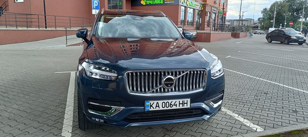 Volvo XC90 B6 Ultimate 2024 hybrid