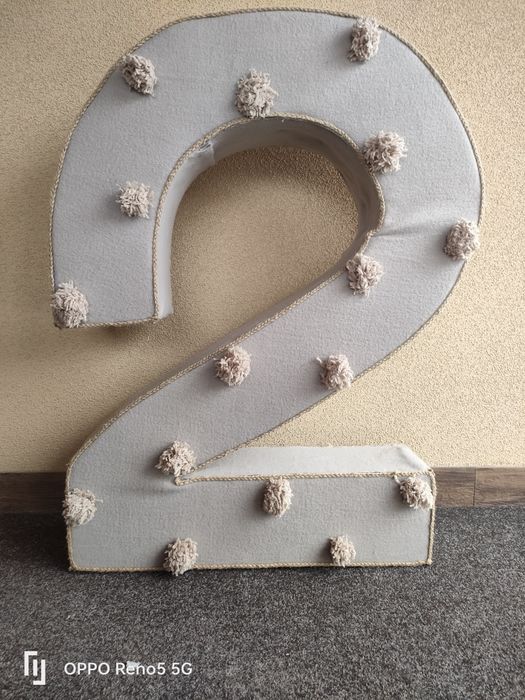 Dwójka kartonowa na urodziny