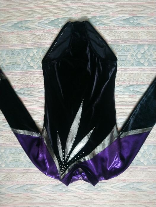 Купальник гімнастичний на 12-16 років