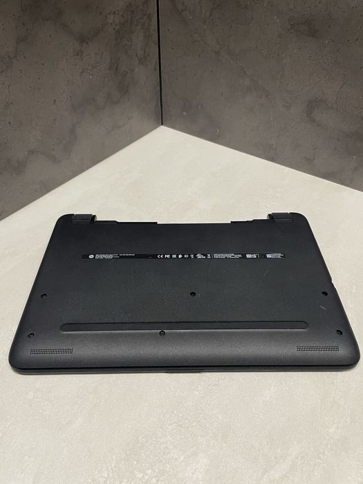 Ноутбук HP 15-ay006no 15.6" 4GB RAM/128GB SSD! N3370