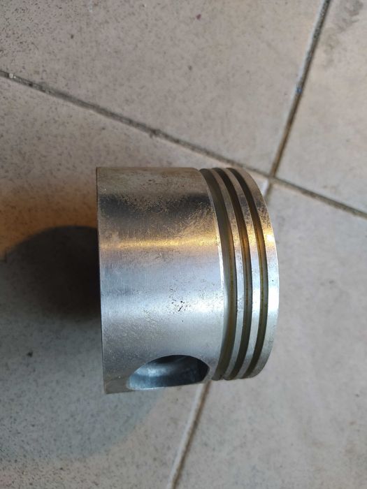 Tatra tłok sprężarki