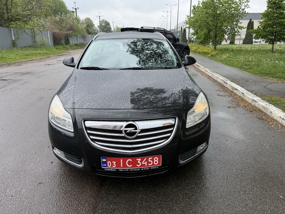 Opel Insignia з Німеччини Розмитнена
