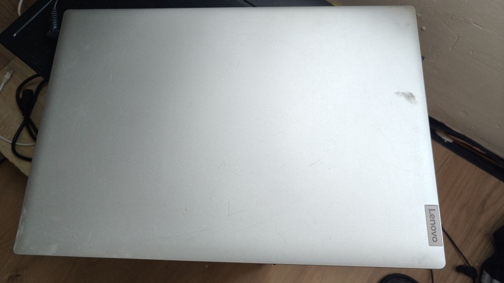 Laptop Lenovo 17