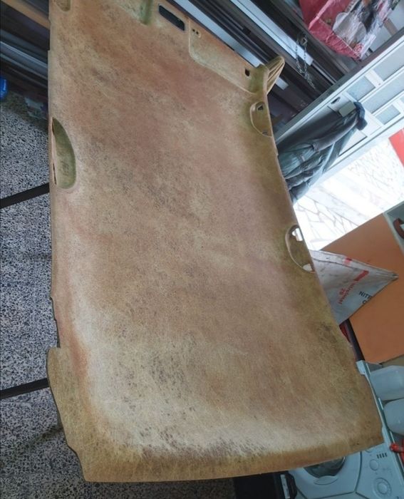 Estofador automóvel