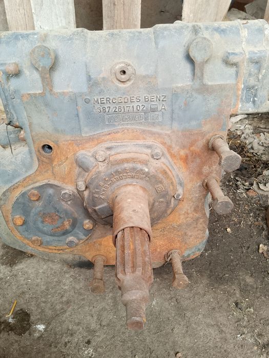 Продаж запчастин