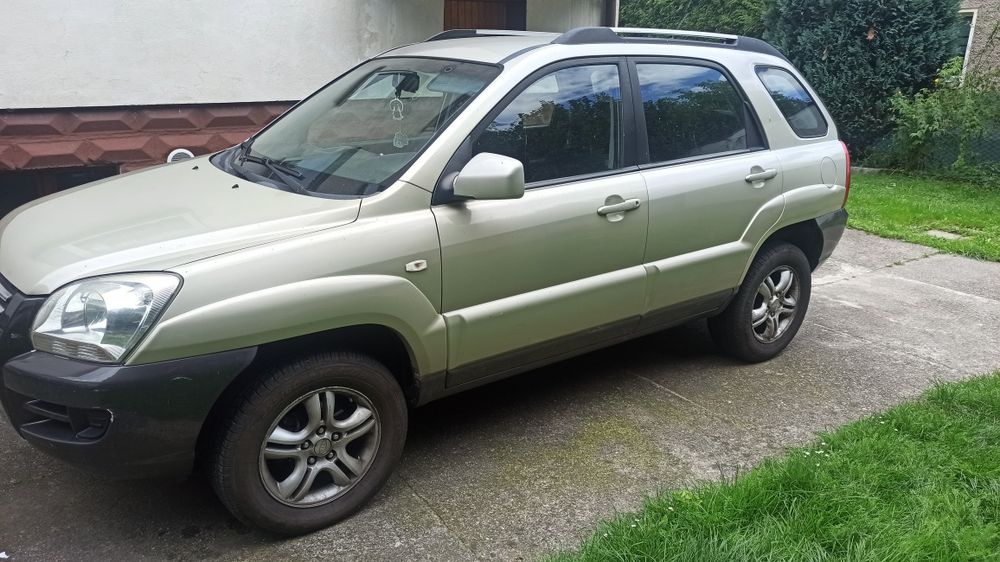 Kia Sportage 2007 CRDi 136KM 2WD uszkodzony