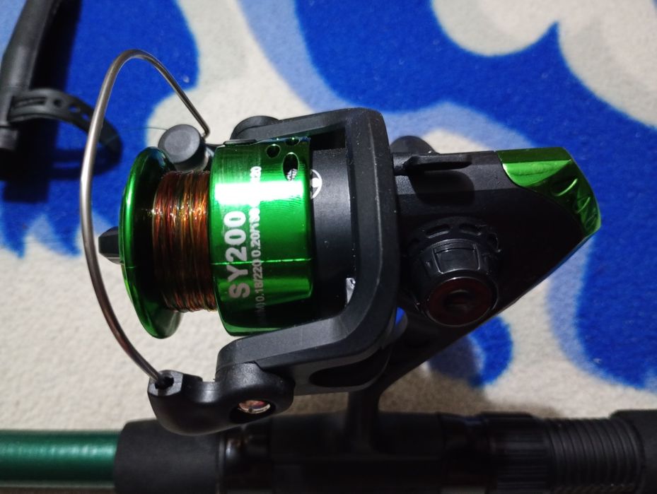 Спининг в сборе на карася.