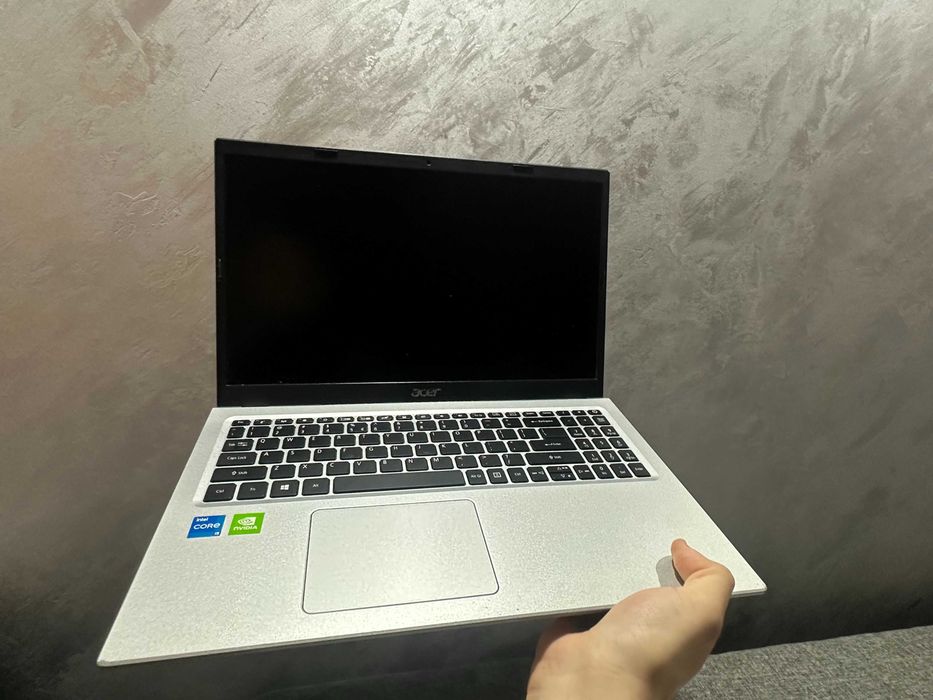 Laptop Acer Aspire 5 A515-56G i5 / 16 GB RAM / 512GB SSD / GeForce MX350 2GB
