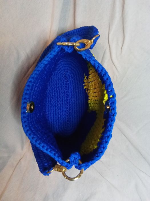 Torebka zwązane ręszne