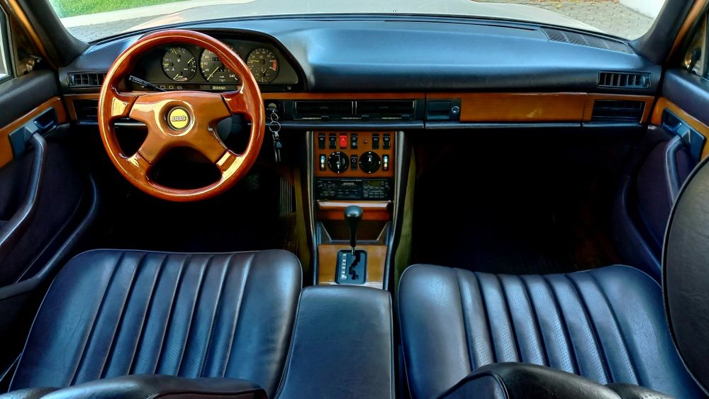 Mercedes-Benz 380 — fotografia 8