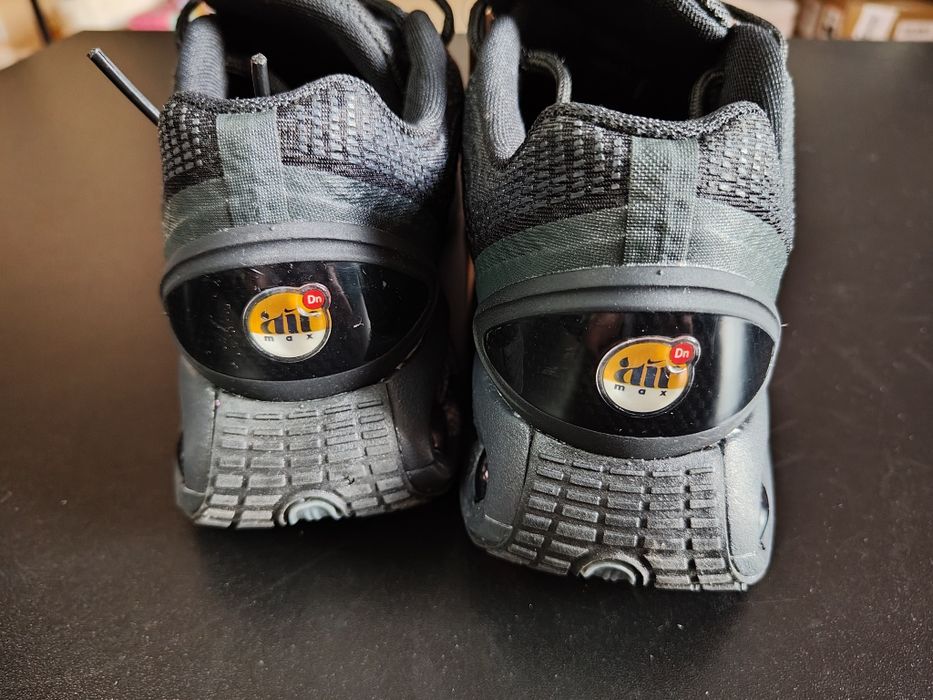 Nike Air Dn w rozmiarze 40.