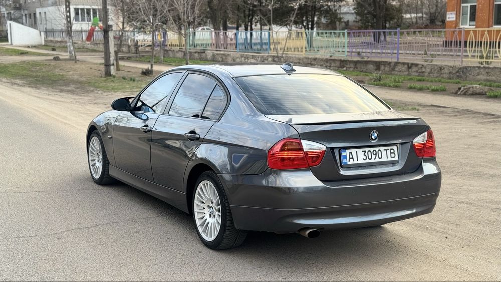 BMW 3 E90 2.0 бензин