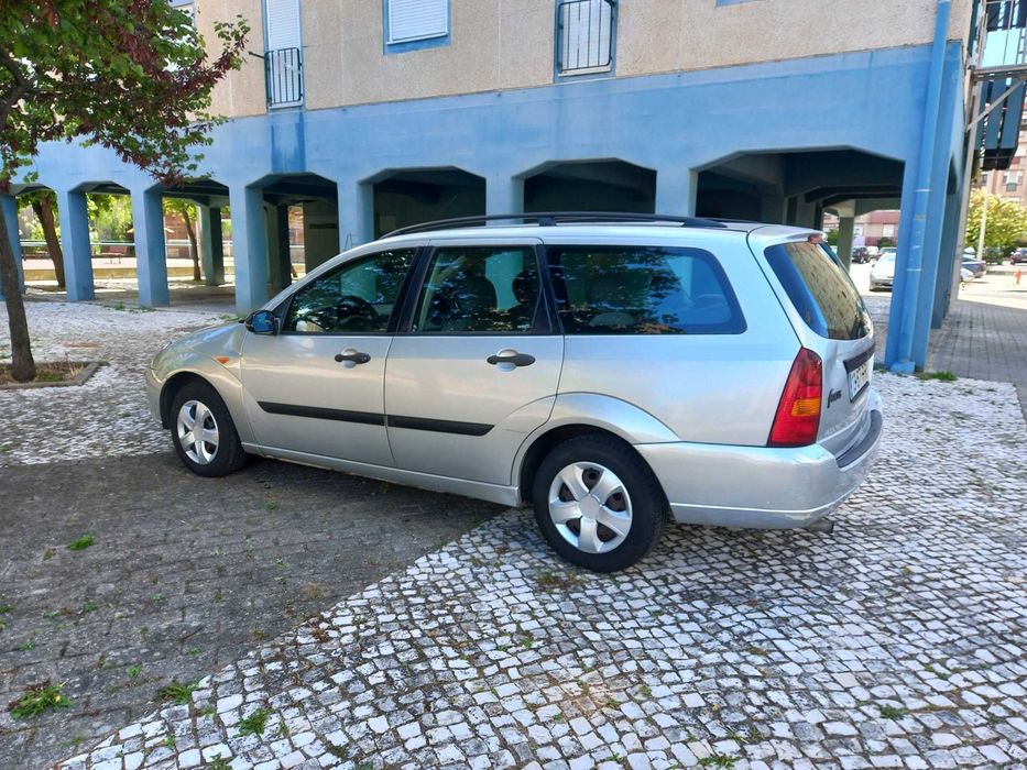 Ford focus 1.4 16v full estras