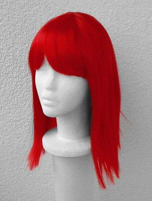 Czerwona krótka bob peruka z prostą grzywką cosplay czerwony wig