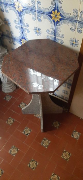 Granite Side Table64584687854722120