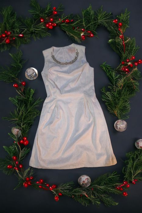 Sukienka damska wizytowa stylowa Mohito s 36 m 38 z naszyjnikiem z kam