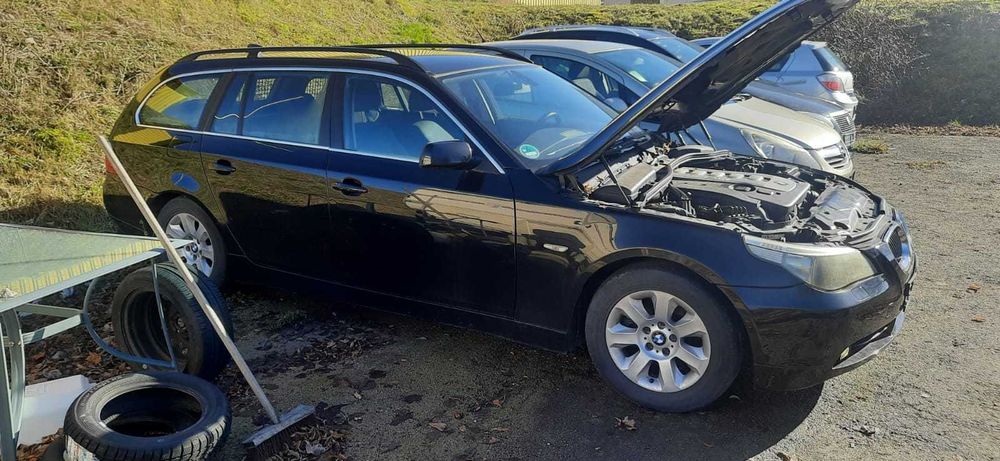 Maska błotnik zderzak drzwi BMW E60 E61 schwarz 2