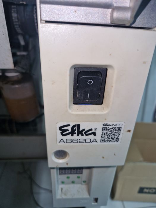 Máquina Adler 2 agulhas