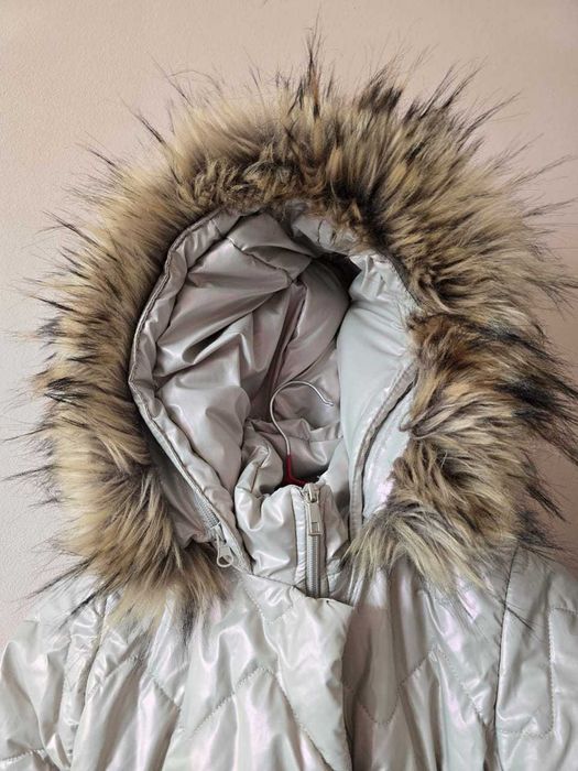 Зимова куртка для дівчинки, ріст 110