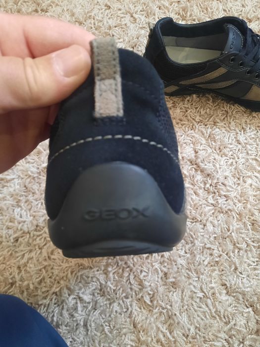 Кросівки  Geox ідеальний стан