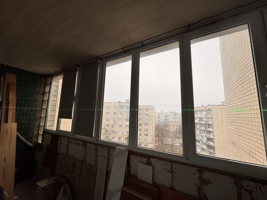 Віконна балконна рама б/у