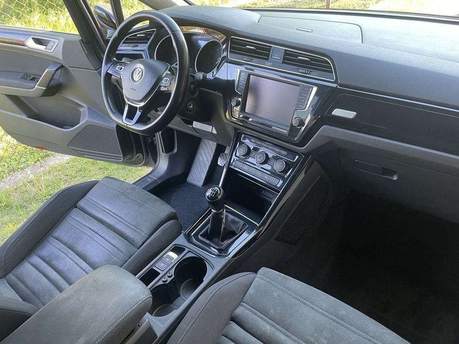 Witam mam do Sprzedania Vw Touran