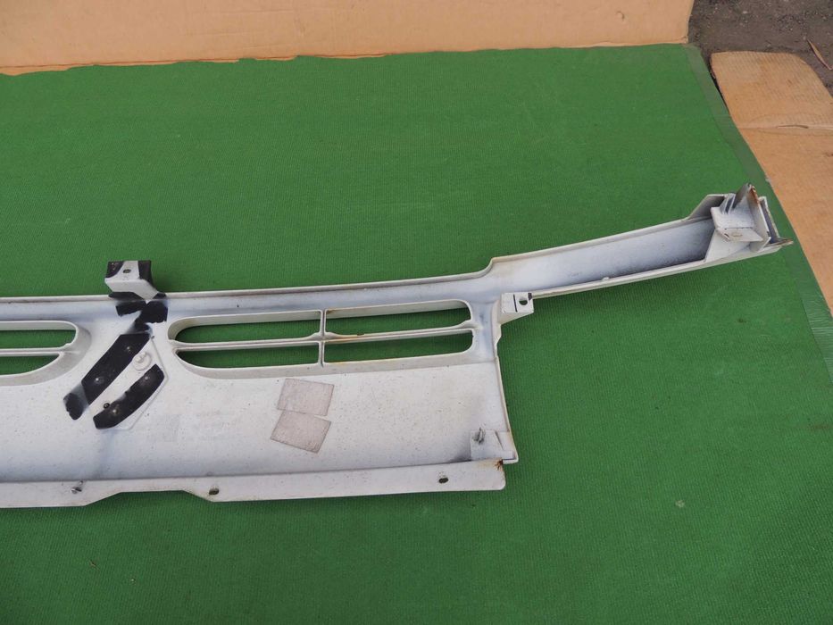 Atrapa grill Renault Master 2 II 98,99,00,01,02 BIAŁA BIAŁY