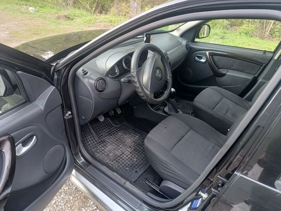 Продам Dacia Duster 2010