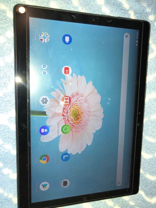 Планшет Lenovo в новому стані