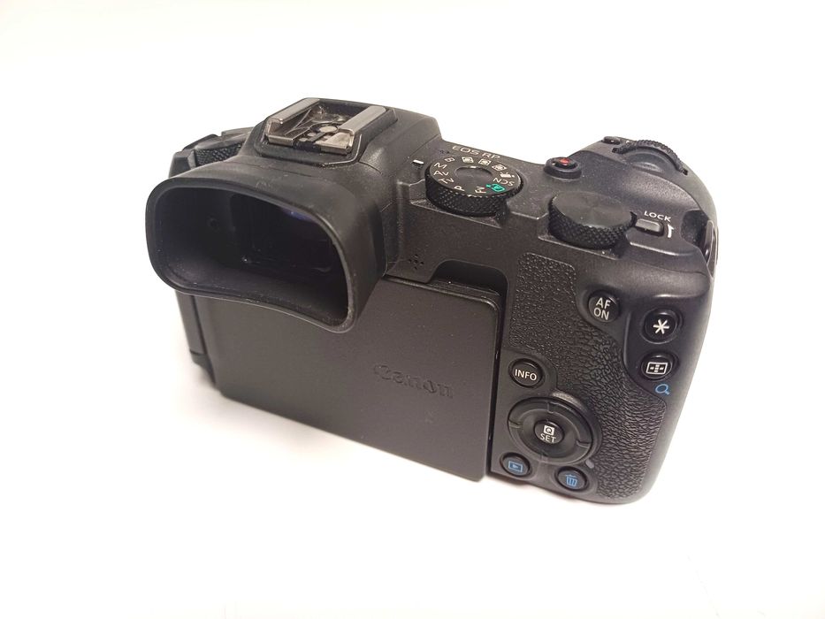 Bezlusterkowiec Canon EOS RP DS126751