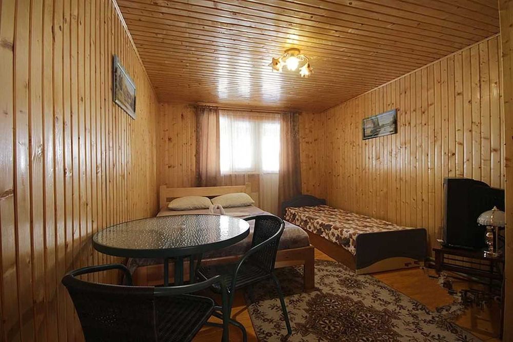 Котедж будинок "Біля річки"