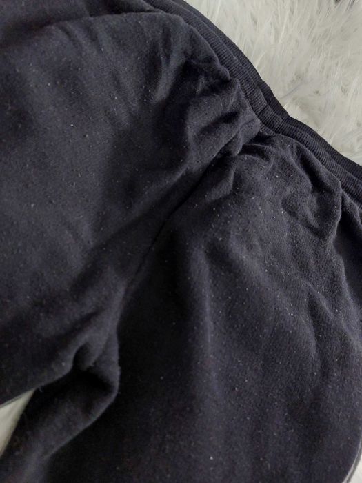spodnie dresowe hm h&m 116 110 czarne dresy ze sznurkiem