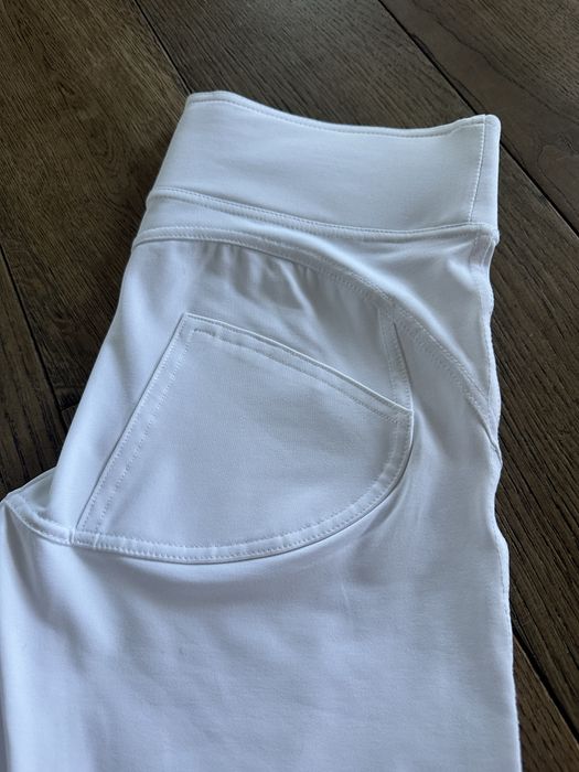 Stylowe i wygodne legginsy na każdą okazję!