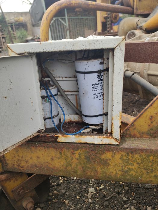 Станок для виготовлення шлакоблоків