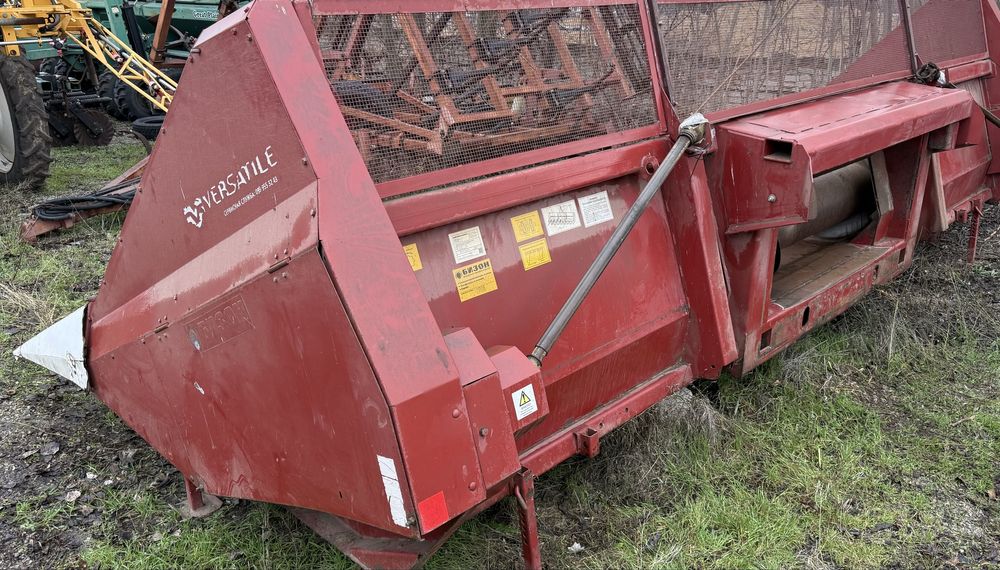 Жатка соняшникова VERSATILE Falcon ПСП-870