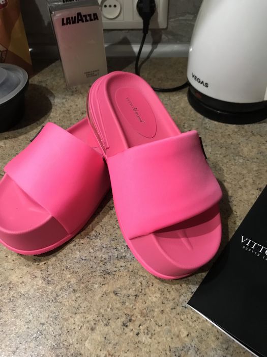 Продам шлепки-сабо