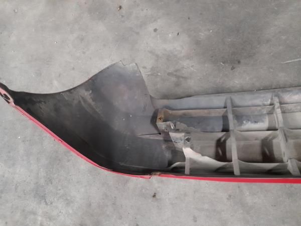 Pára-choques trás MAZDA 323 P V (BA)