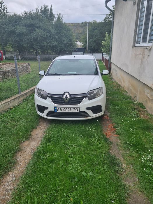Продам авто рено срочно