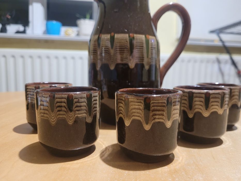 Tradycyjna Bułgarska Ceramika zestaw do serwowania Rakii