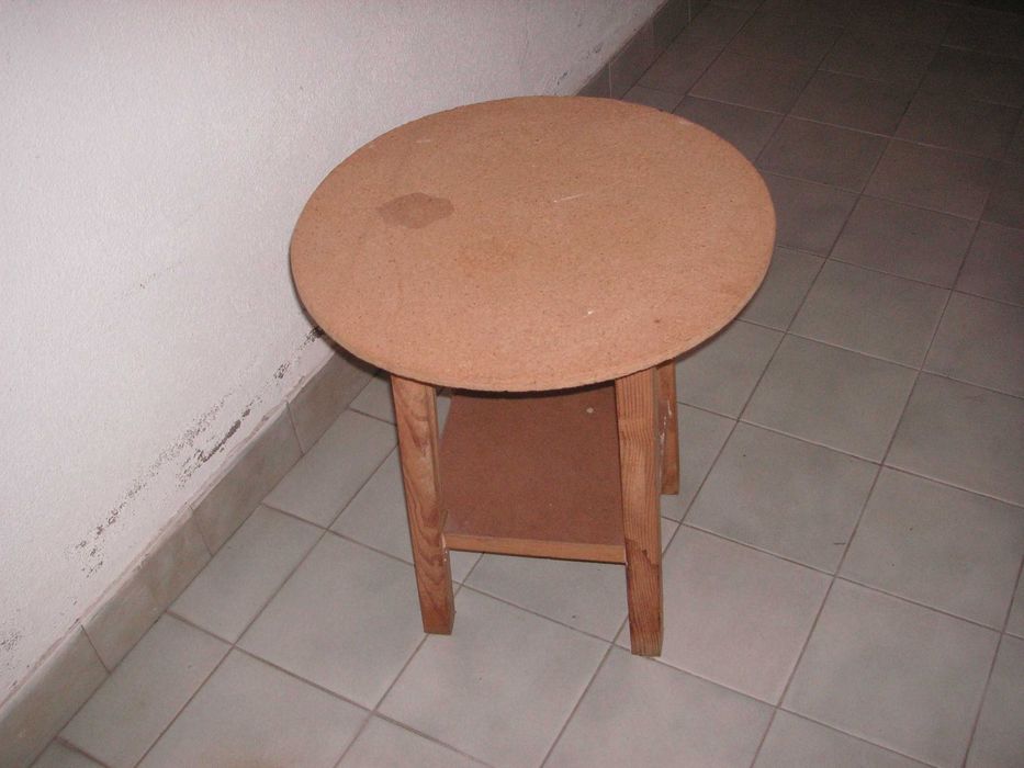 Mesa Camilha Pequena  / Coberta para Camilha