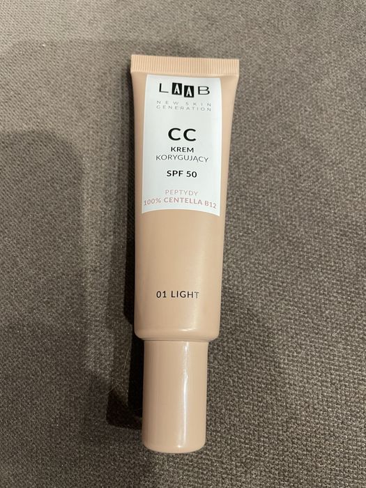 Podklad krem korygujacy cc z serii AA  laab light